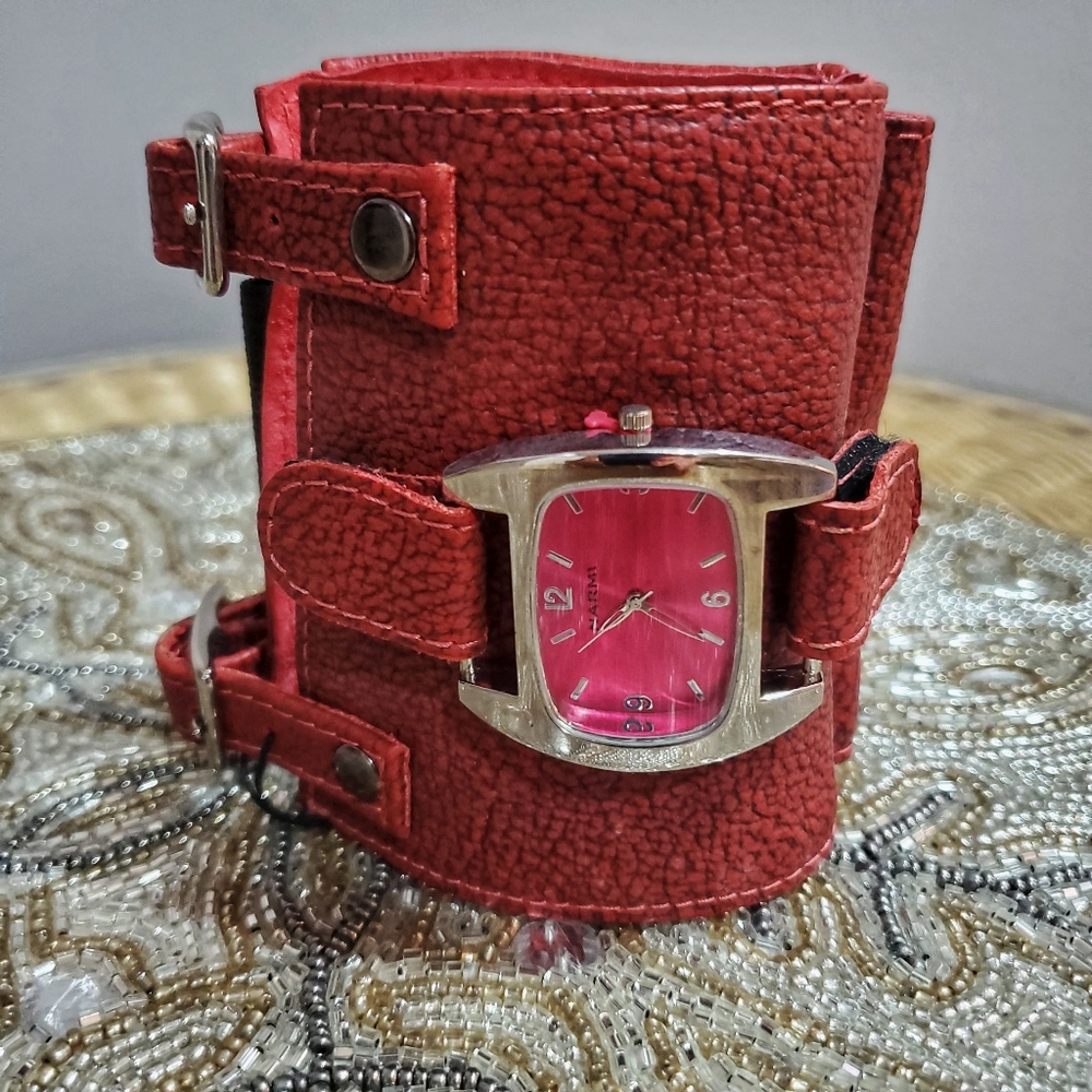 LADIES NEW wrist wallet watch 'Time Will Tell'